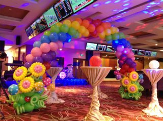彩虹气球拱门造型
